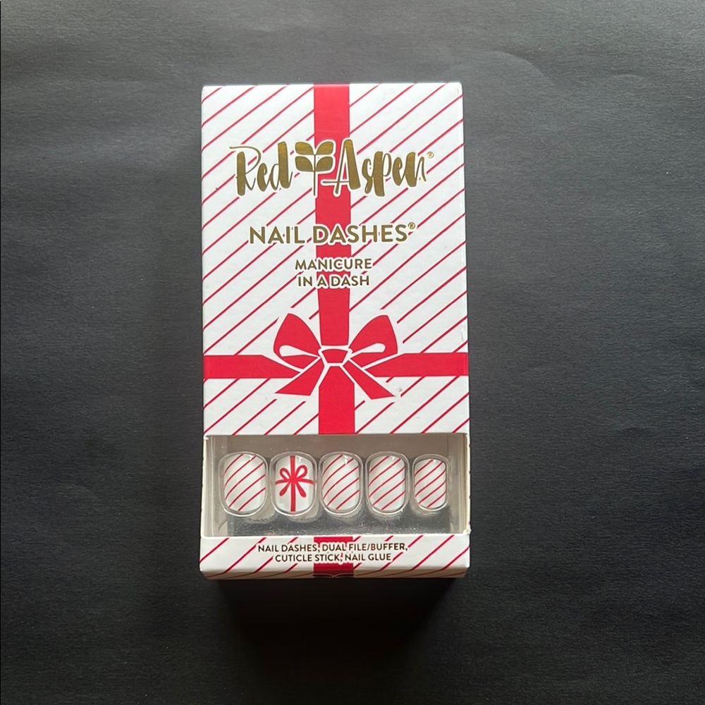 Red Aspen Nail Dashes - Festive Red and White Press-On Nails